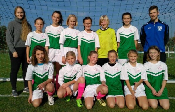 04.11.2018 D1-Juniorinnen SvO Rieselfeld