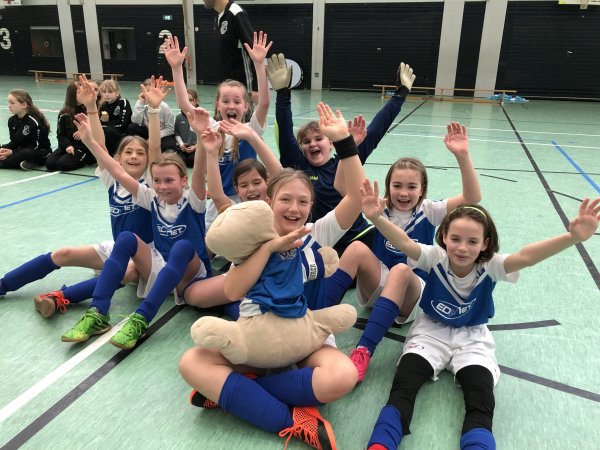 18.01.2020 E-Juniorinnen sind Futsal-Bezirksmeister