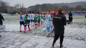 10.12.2017 Einlaufen Damen SC Freiburg